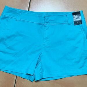 NEW YORK & COMPANY Aqua color shorts. Size 4. Brand new with tags